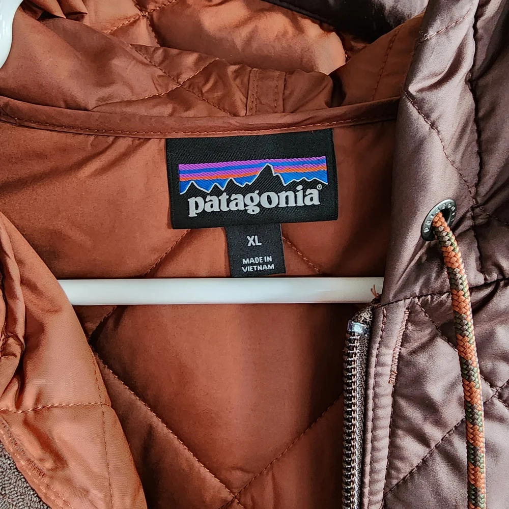Patagonia Men's Chocolate Brown Quilted Puffer Jacket, Size XL - Picture 4 of 4